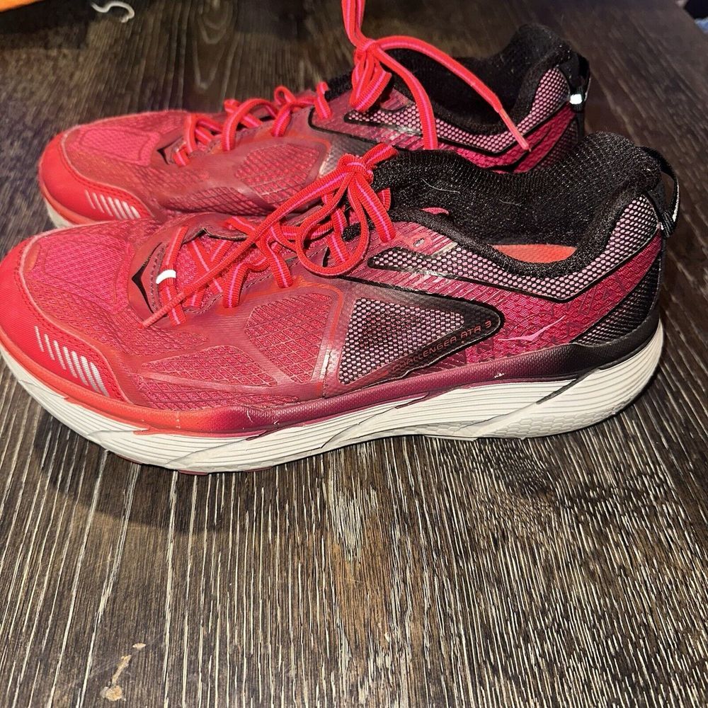 Hoka One One‎ Challenger ATR 3 1014762-NFVP Women's 6 Running Shoes Red Sneakers